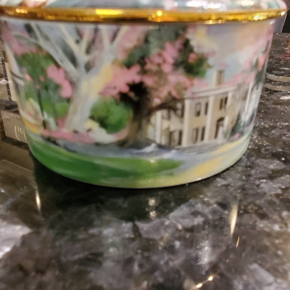 William Chamber's Gone With the Wind Music Box - Picture 6 of 7